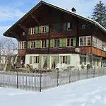 Halten Lenk im Simmental